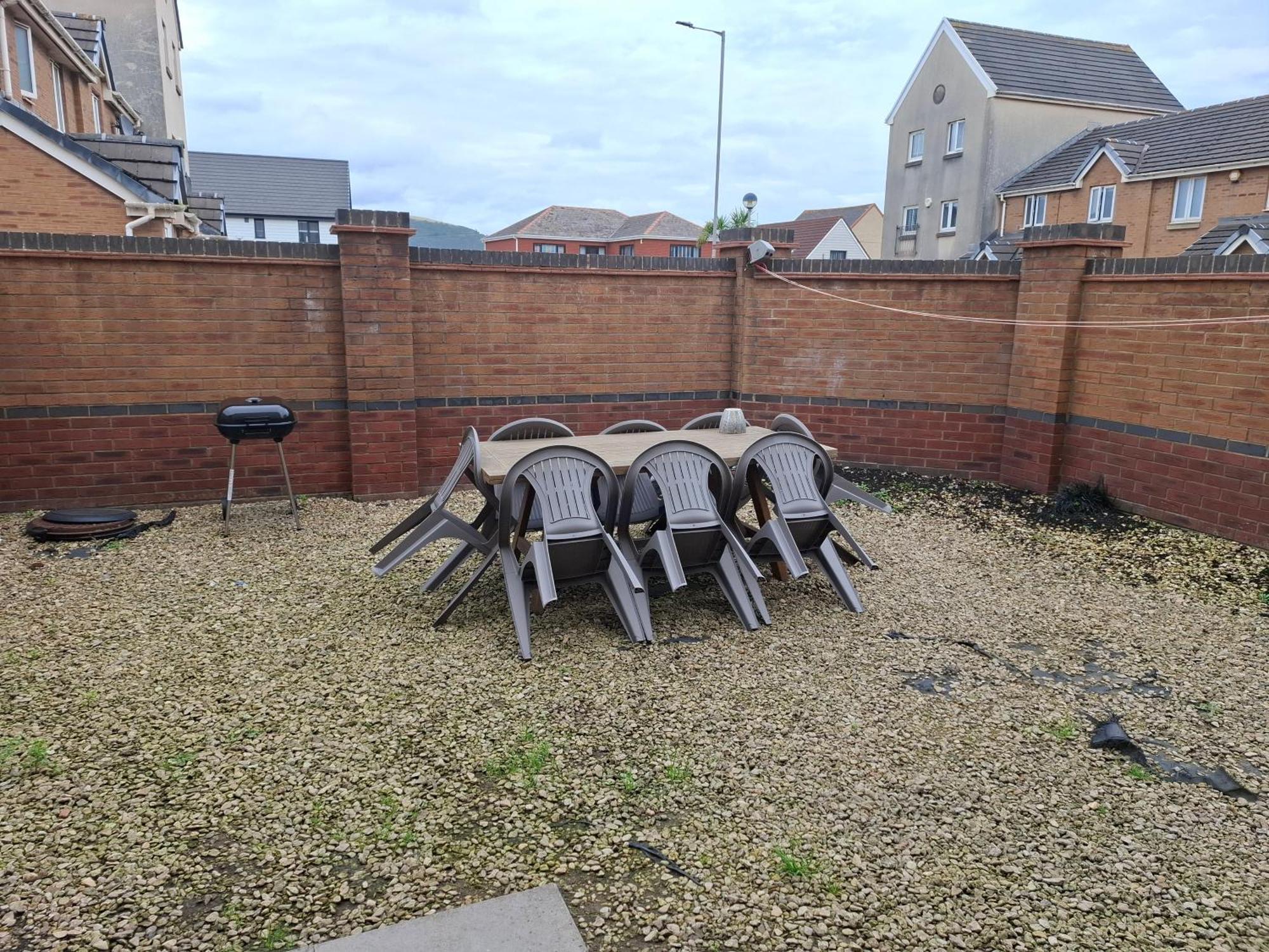 Driftmark Beachfront Location Aberavon Beach Sea Views Large Driveway Parking Private Site Fibre Optic Wi Fi Port Talbot Eksteriør bilde